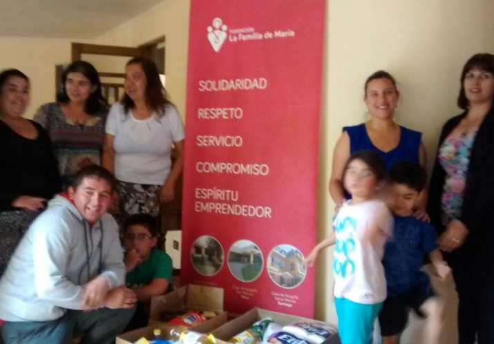 Colegio San Ignacio entrega donación en Rancagua